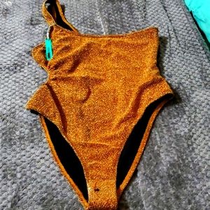 NWT Brand New FashionNova One Piece Gold Asymmetrical Swimsuit XL